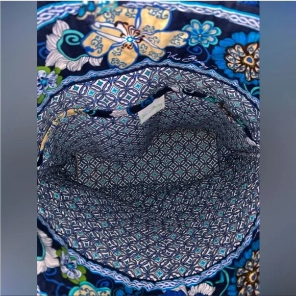 Vera BRADLEY TOTE - Picture 3 of 3